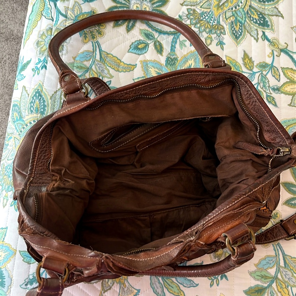 Amsterdam Heritage brown leather crossbody bag. - Picture 4 of 16